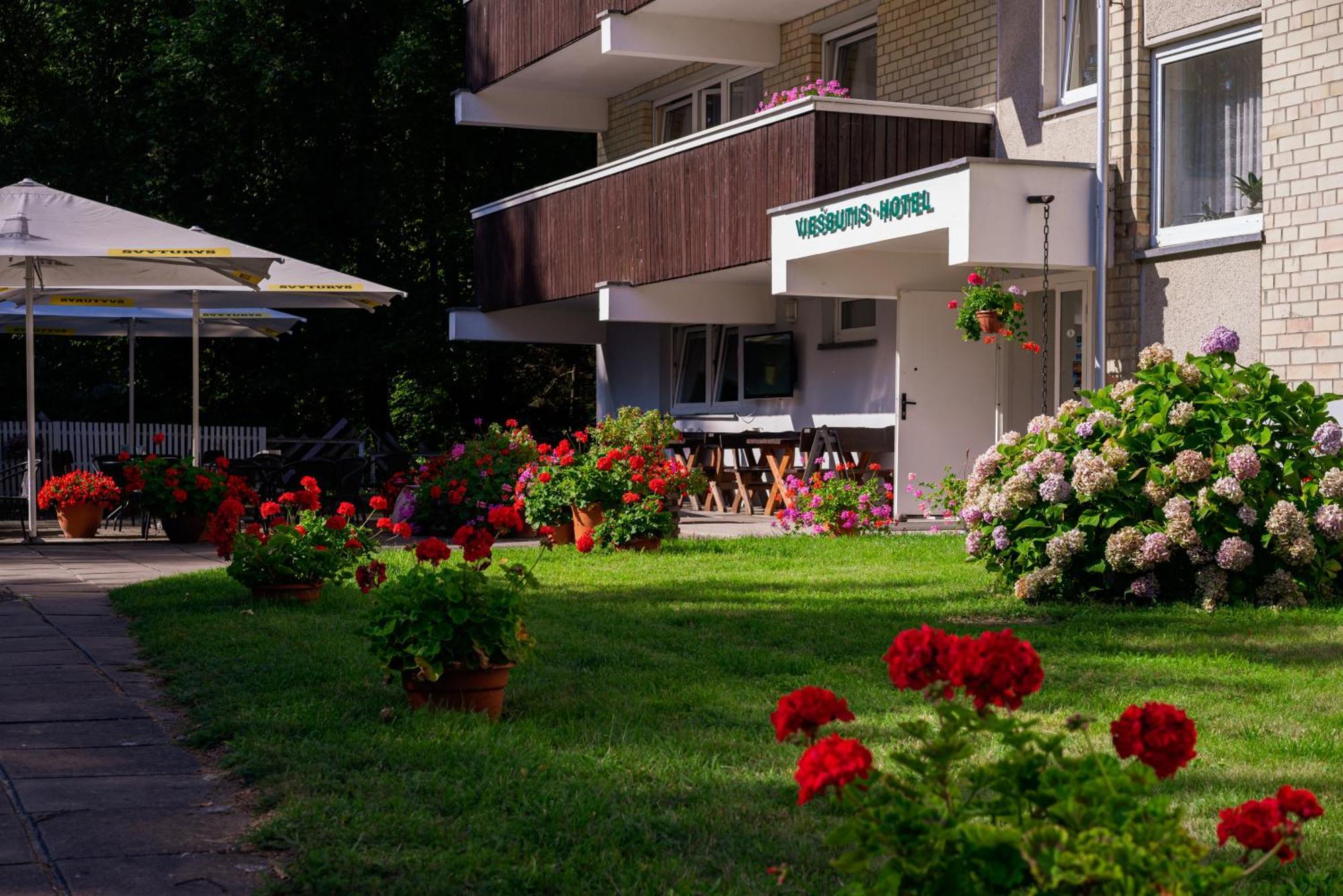 Egliu Slenis Hotel Juodkrante Ngoại thất bức ảnh